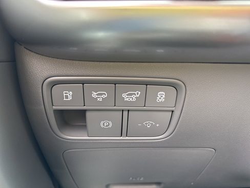 Used 2026 Hyundai Ioniq 9 Limited image 38