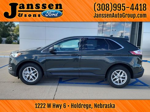 Used 2024 Ford Edge SEL image 1