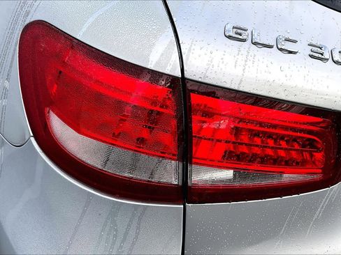 Certified 2018 Mercedes-Benz GLC 300 image 28