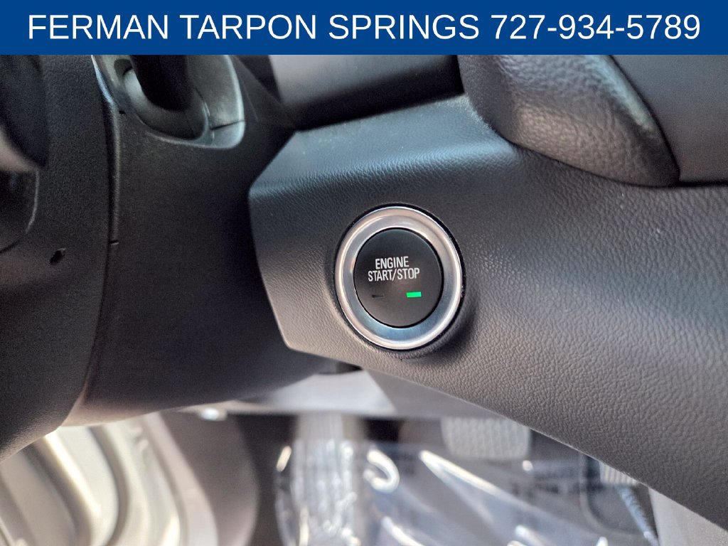 Used 2024 GMC Terrain SLE AWD/4WD image 30
