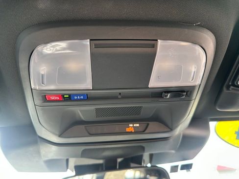 Used 2024 Subaru Crosstrek 2.5i Sport image 33