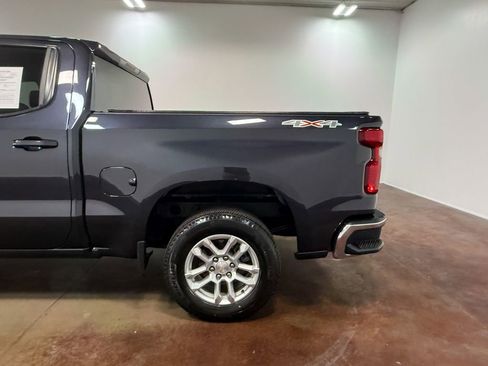 Used 2022 Chevrolet Silverado 1500 LT image 39