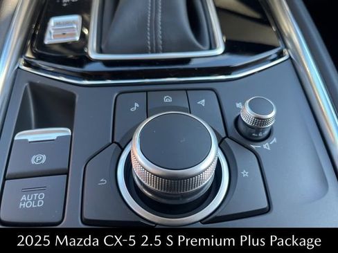 New 2025 MAZDA CX-5 AWD 2.5 S w/ Premium Plus Pkg image 20
