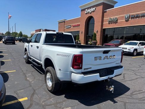 Used 2025 RAM 3500 Big Horn AWD/4WD image 4