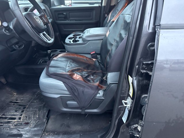 Used 2017 RAM 2500 Tradesman w/ Chrome Appearance Group AWD/4WD image 6