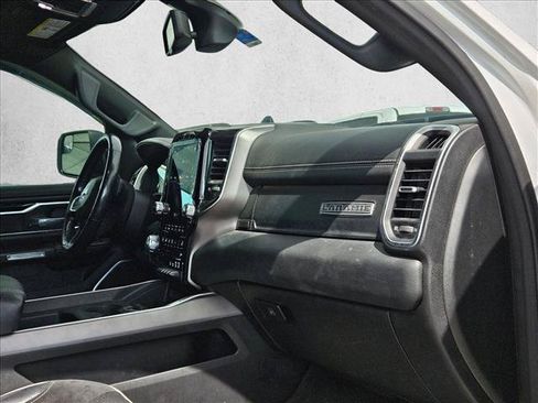 Used 2020 RAM 1500 Laramie RWD image 17