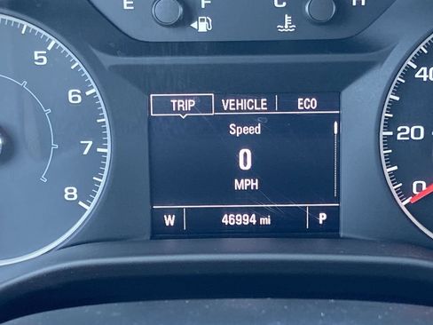 Used 2017 GMC Acadia SLE FWD image 8