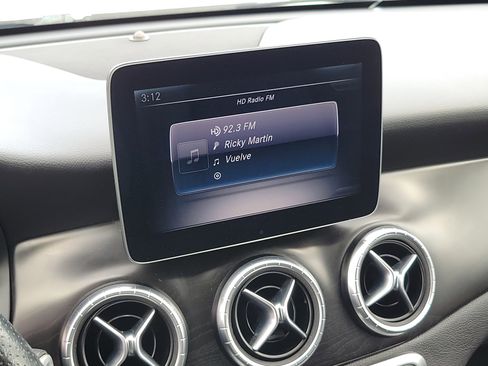 Used 2017 Mercedes-Benz CLA 250 image 25