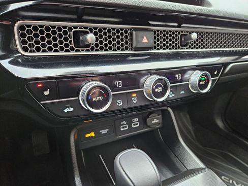 Used 2024 Honda Civic Touring image 21