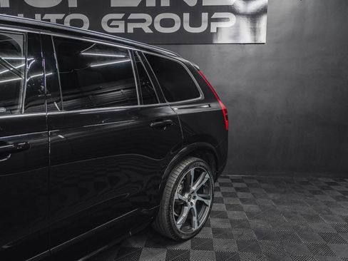 Used 2020 Volvo XC90 T6 Momentum w/ Protection Package Premier image 5
