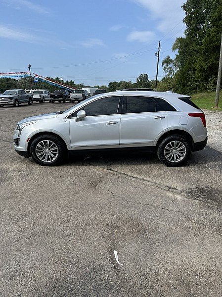 Used 2017 Cadillac XT5 Luxury FWD image 4