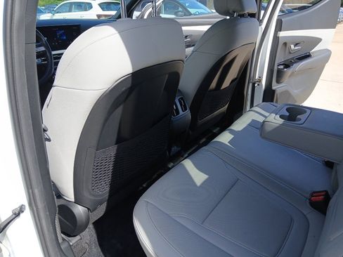 Used 2025 Hyundai Santa Cruz Limited AWD/4WD image 19