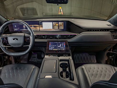 Used 2025 INFINITI QX80 Autograph w/ Premium Cargo Package image 14