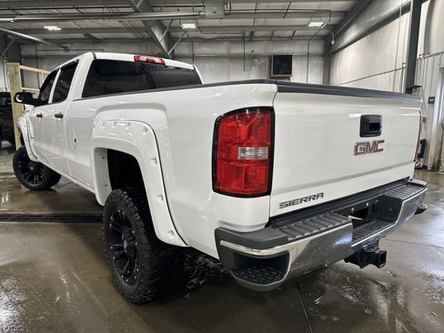 Used 2015 GMC Sierra 2500 4x4 Crew Cab image 4