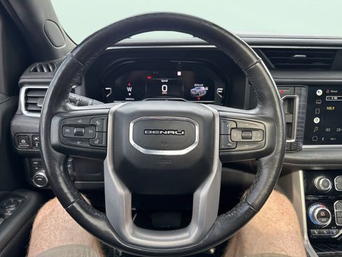 Used 2022 GMC Yukon Denali image 92