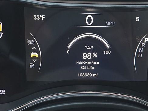 Used 2018 Jeep Grand Cherokee Laredo image 15