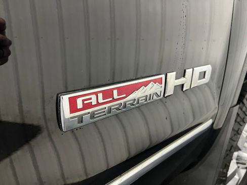 Used 2017 GMC Sierra 2500 SLT w/ All Terrain HD Package image 19