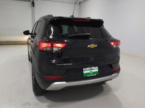 Used 2021 Chevrolet TrailBlazer LT w/ Convenience Package FWD image 6