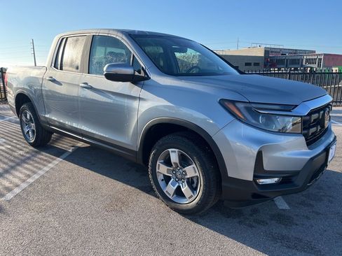 New 2026 Honda Ridgeline RTL image 2