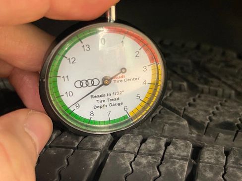 Used 2016 GMC Yukon Denali w/ Open Road Package image 52