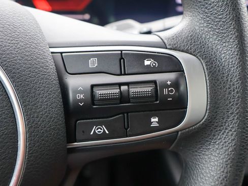 Used 2025 Kia K5 LXS FWD image 13