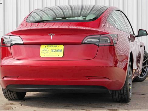 Used 2022 Tesla Model 3 image 5