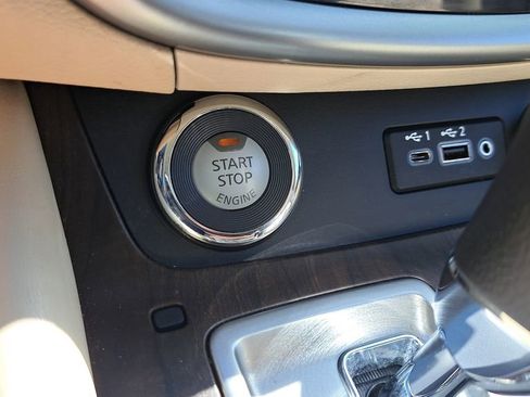 Used 2019 Nissan Murano Platinum image 35