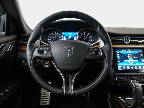 Used 2020 Maserati Quattroporte GTS GranSport image 20