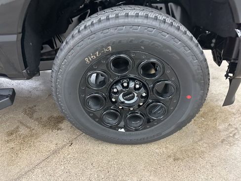 New 2026 Ford F250 Lariat w/ Black Appearance Package image 13