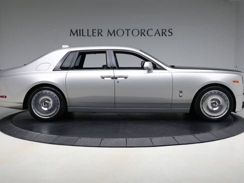 Certified 2023 Rolls-Royce Phantom Sedan w/ The Phantom Package image 4