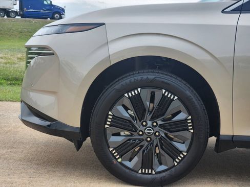 New 2026 Nissan Murano Platinum w/ Cargo Package AWD/4WD image 10