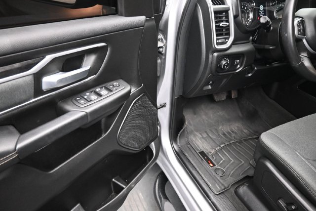 Used 2023 RAM 1500 Big Horn AWD/4WD image 17
