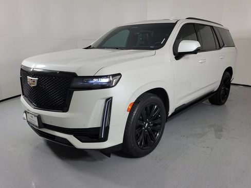 Certified 2023 Cadillac Escalade Sport Platinum AWD/4WD image 2
