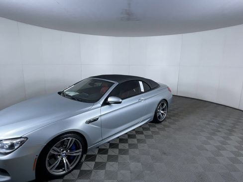 Used 2013 BMW M6 Convertible RWD image 3