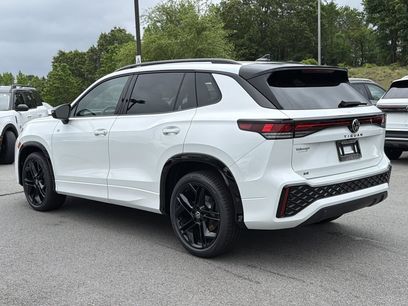 New 2026 Volkswagen Tiguan SE R-Line