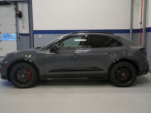New 2026 Porsche Macan GTS Electric AWD/4WD image 2