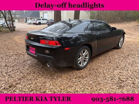 Used 2015 Chevrolet Camaro LT image 10