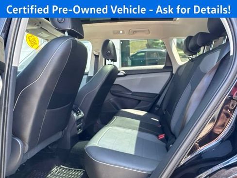 Used 2023 Volkswagen Taos SE w/ Panoramic Sunroof Package AWD/4WD image 22