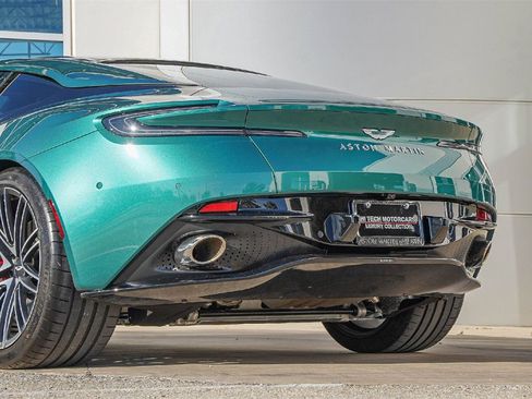 Used 2024 Aston Martin DB12 Coupe image 16