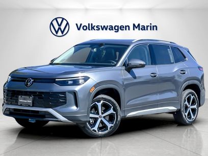 New 2025 Volkswagen Tiguan SE