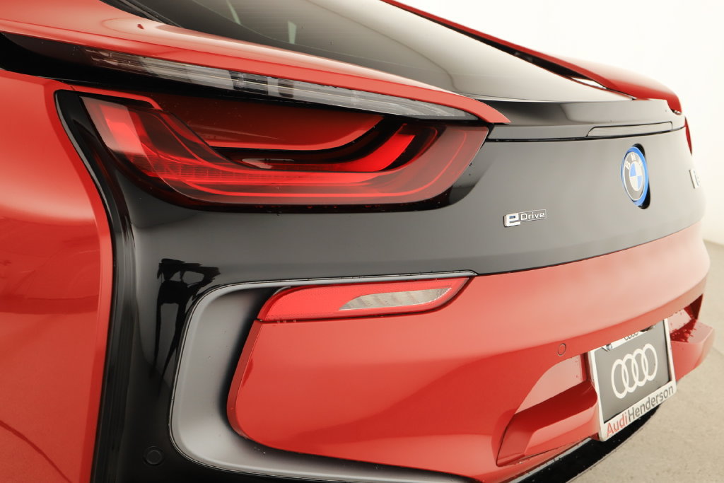Used 2017 BMW i8 AWD/4WD image 29