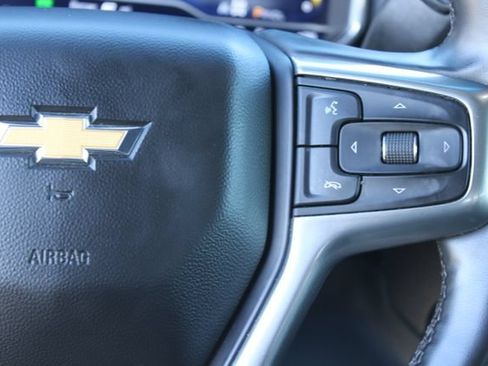 Used 2024 Chevrolet Silverado 2500 LTZ AWD/4WD image 25