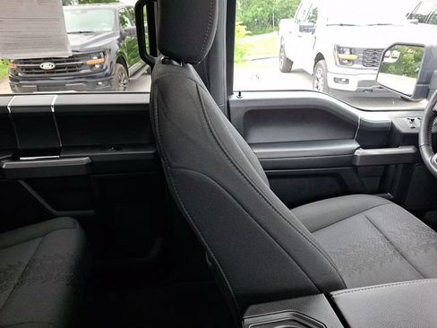 Used 2020 Ford F150 XLT w/ Equipment Group 302A Luxury AWD/4WD image 13