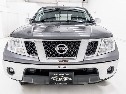 Used 2019 Nissan Frontier SL RWD image 10