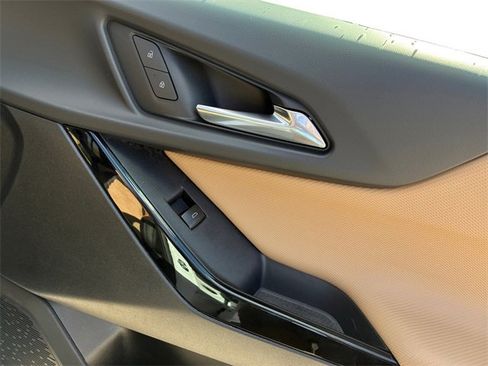 New 2026 Chevrolet Equinox ACTIV w/ Convenience Package III image 14