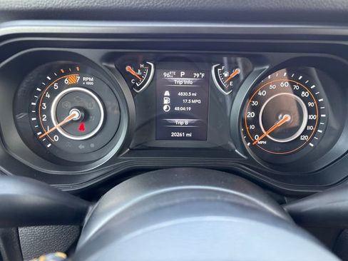 Used 2024 Jeep Wrangler Unlimited Sport AWD/4WD image 13