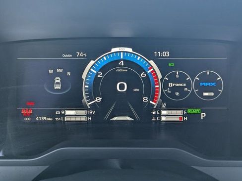 Used 2025 Toyota Tundra Limited image 23