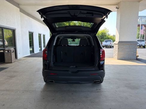 Used 2023 GMC Acadia SLE w/ Driver Convenience Package AWD/4WD image 15
