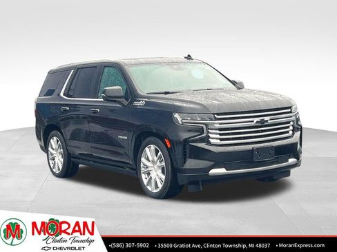 Certified 2024 Chevrolet Tahoe High Country AWD/4WD image 7