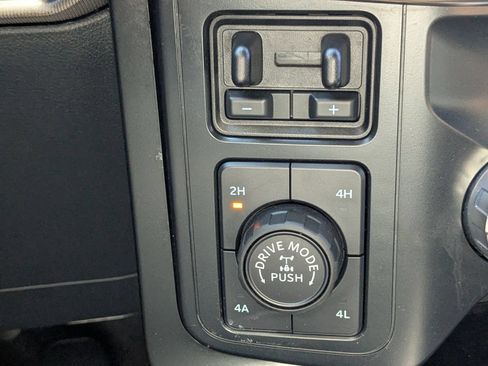 Used 2023 Ford F150 Raptor AWD/4WD image 26